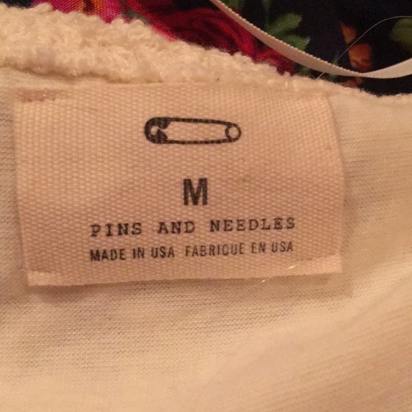 Pins and needles dress short size M - Picture 5 of 5